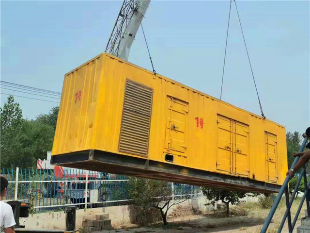 沁阳300KW柴油发电机组油耗是多少?